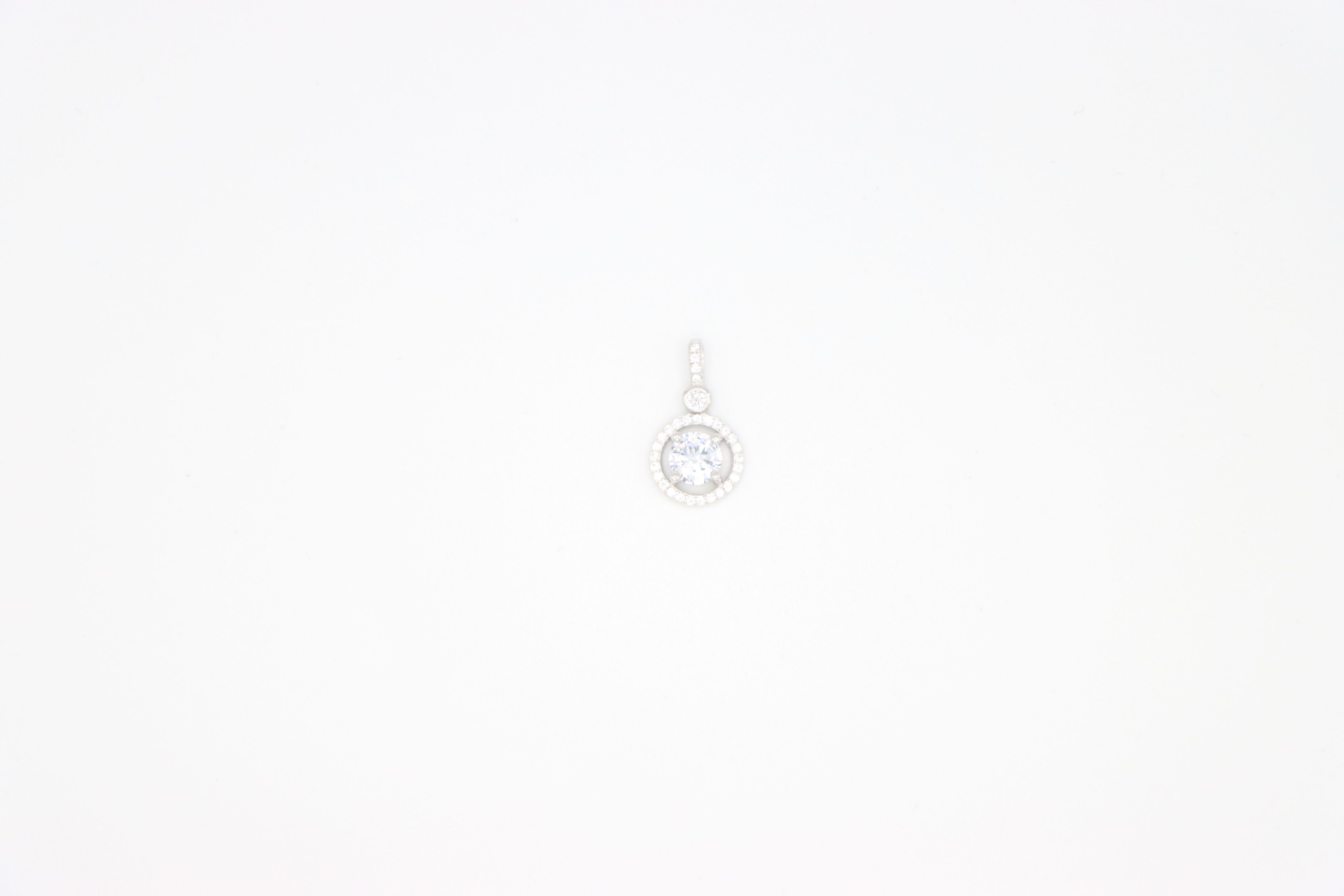 PENDENTIF ROND EN ARGENT & ZIRCONS